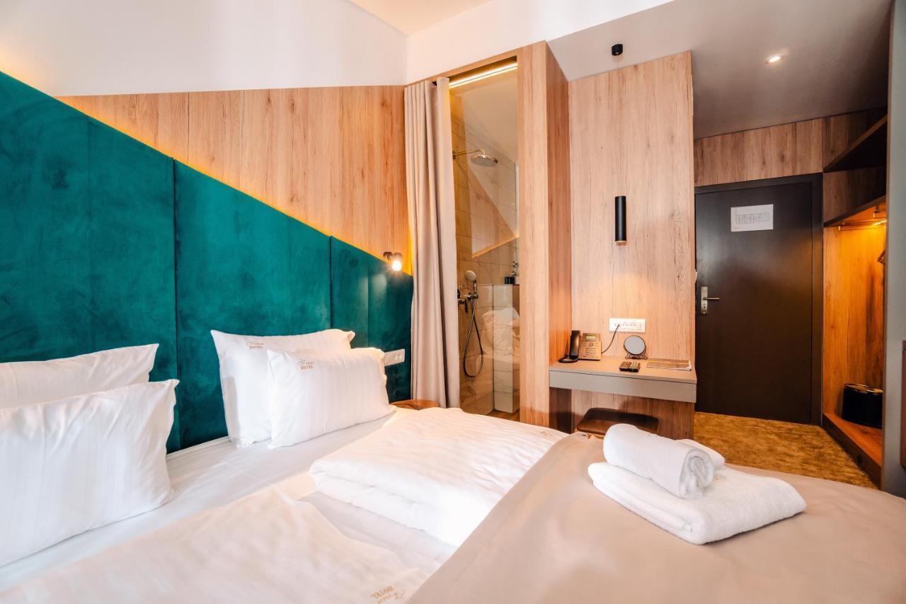 Hotel Forest 帕莱 外观 照片